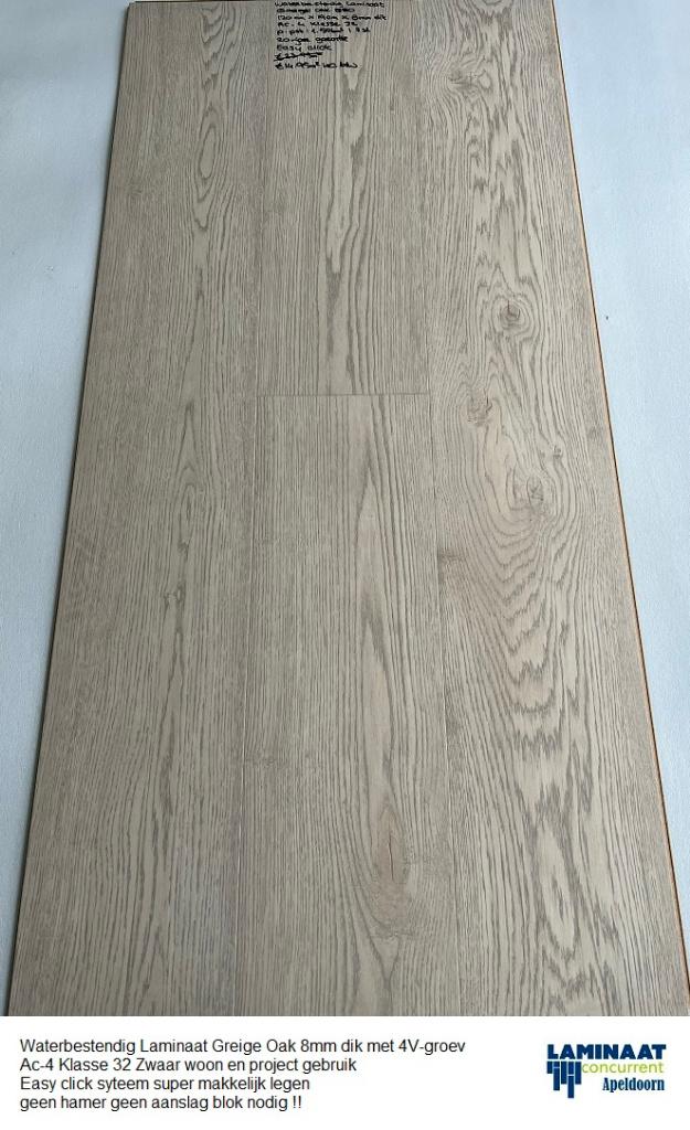 95,72m2 Waterbestendige Laminaat Greige Eik 8mm 60pak =€1140