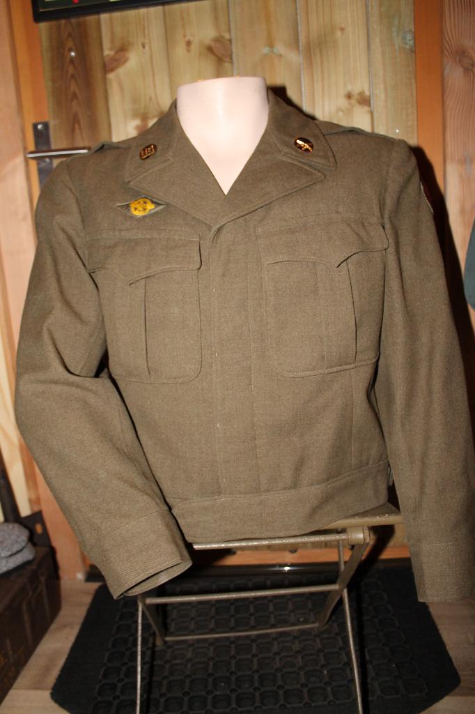 US Jacket, Field, Wool, OD, M-1944,  63th inf. div., Ophalen of Verzenden, Landmacht, Amerika, Kleding of Schoenen