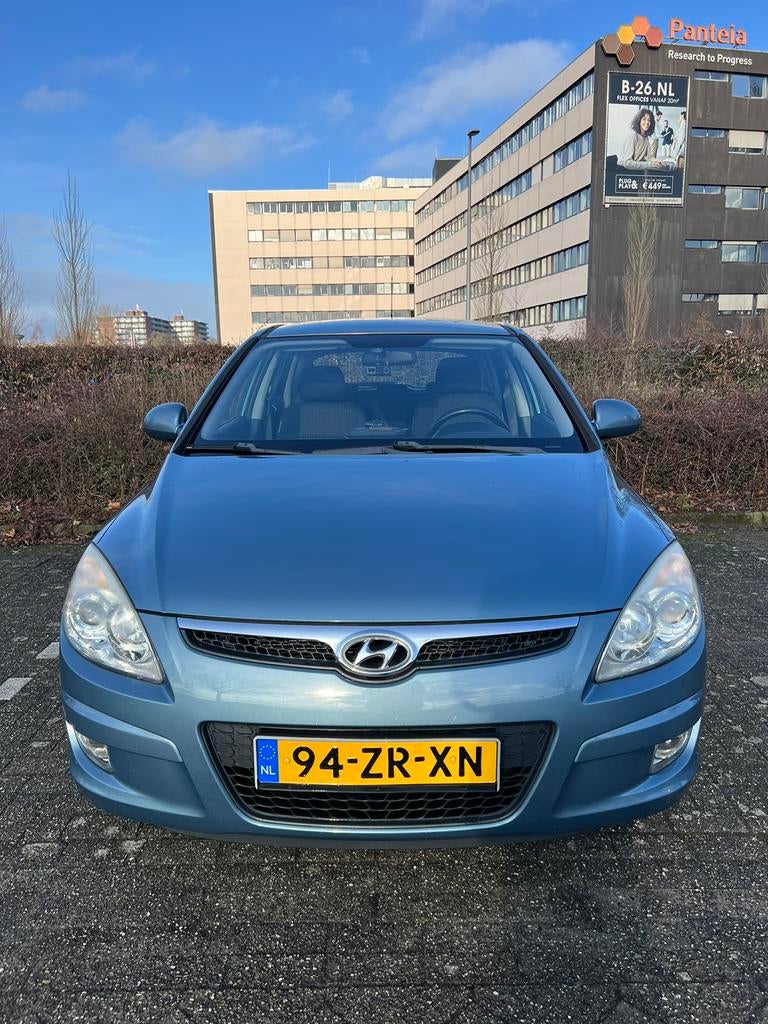 Hyundai i30 1.6i Cvvt 126pk Blue 2008 Blauw, Auto's, Voorwielaandrijving, 1591 cc, 4 cilinders, USB