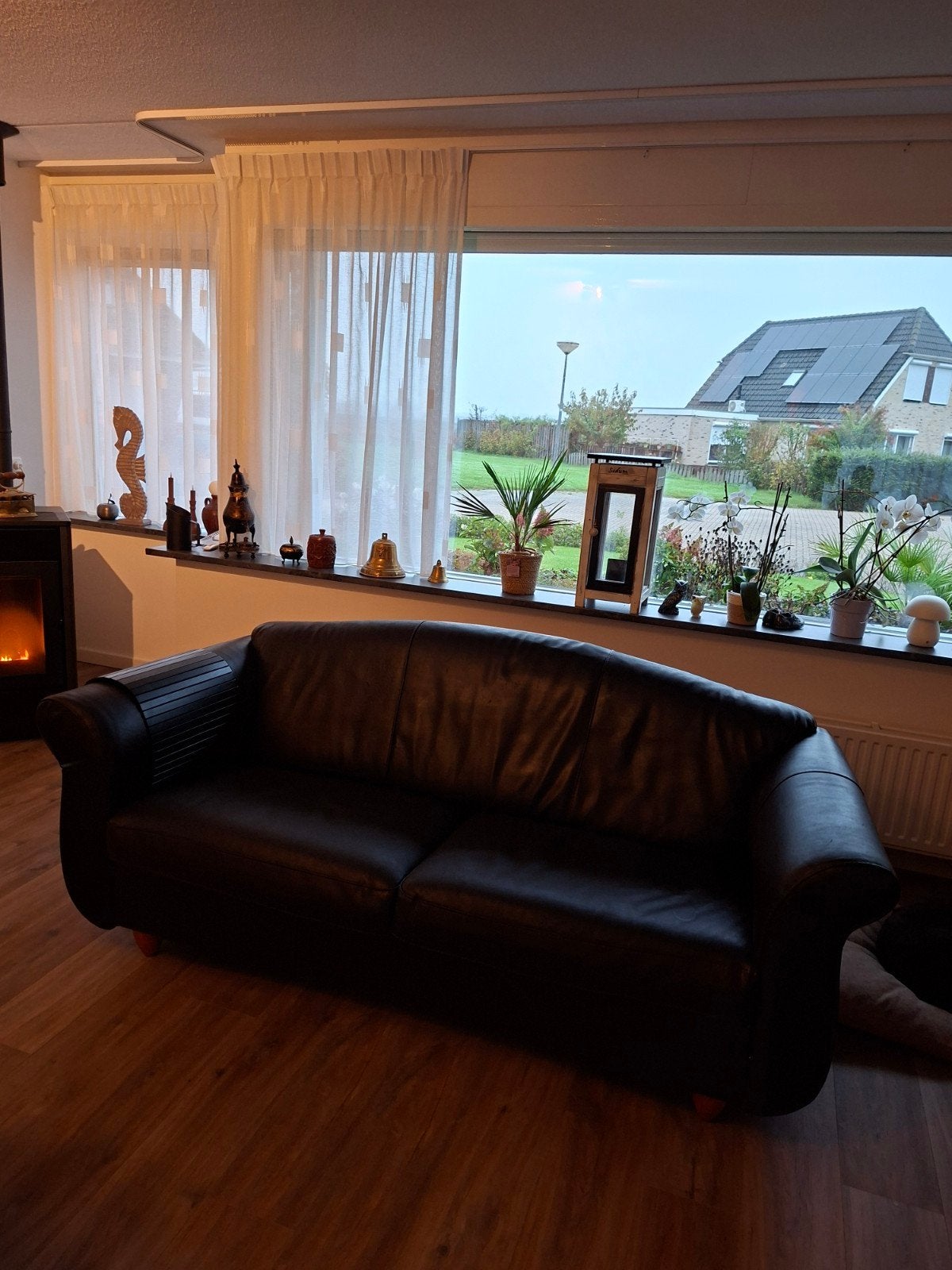 Comfortabele donker bruine leren tweezitsbank, Ophalen