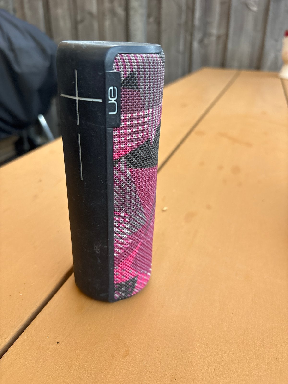 UE Boom 2 Bluetooth Speaker - Roze Camouflage, Ophalen, Gebruikt, Overige typen