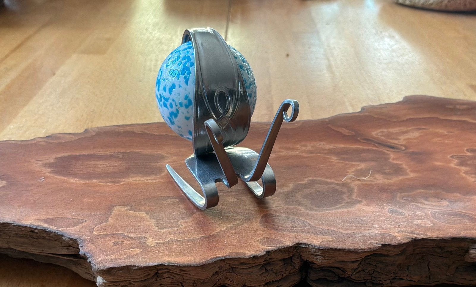 Vorkslak slak marblesnail bloempothanger vork, Verzamelen, Ophalen of Verzenden, Nieuw, Dier