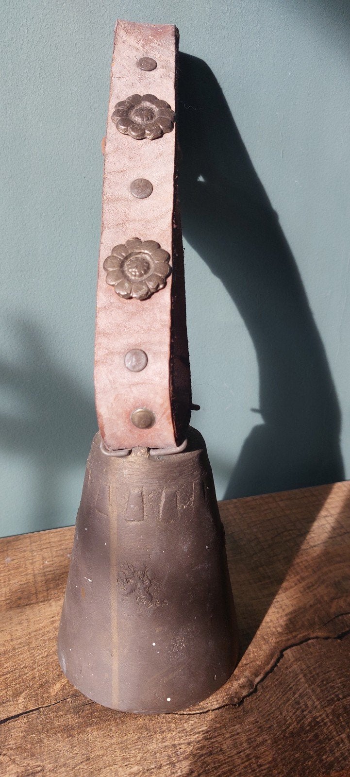 Antieke Koebel met Leren Band - Decoratief Item, Ophalen of Verzenden