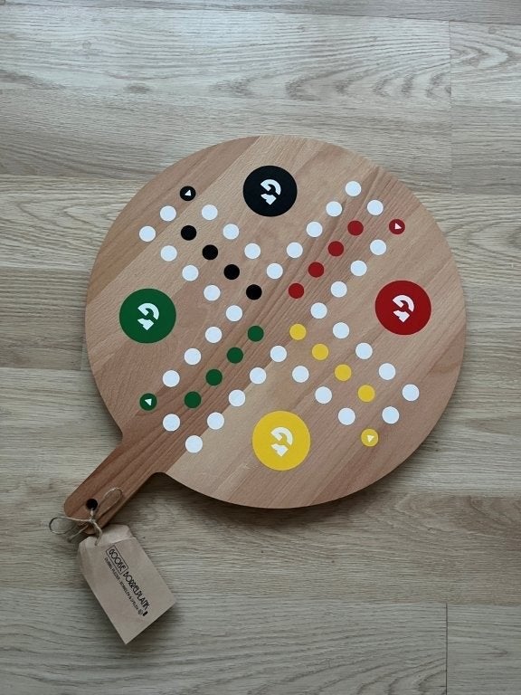 Nieuwe houten borrelplank met dobbelstenen set, Drie of vier spelers, Ophalen of Verzenden, Nieuw