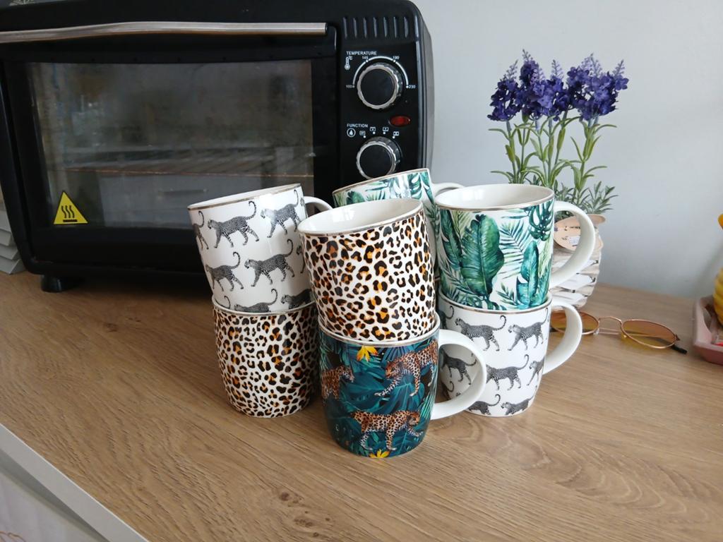Siaki koffiemokken 8 stuks koffie/ thee, Ophalen of Verzenden, Gebruikt, Overige stijlen, Kop(pen) en/of Schotel(s)