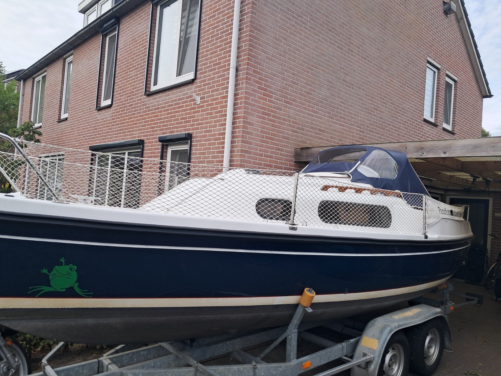 Kajuitboot met 8pk buitenboordmotor, Watersport en Boten, Kajuitboot, Buitenboordmotor, Polyester, Benzine