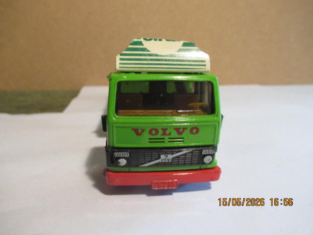 SIKU  Volvo 7, Hobby en Vrije tijd, Modelauto's | 1:50, Ophalen of Verzenden, Gebruikt, Bus of Vrachtwagen, SIKU