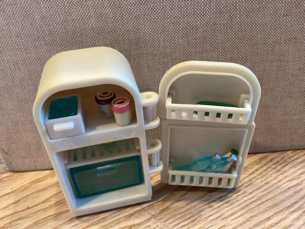 Sylvanian Families Koelkast met inhoud, Ophalen of Verzenden, Gebruikt, Jongen of Meisje