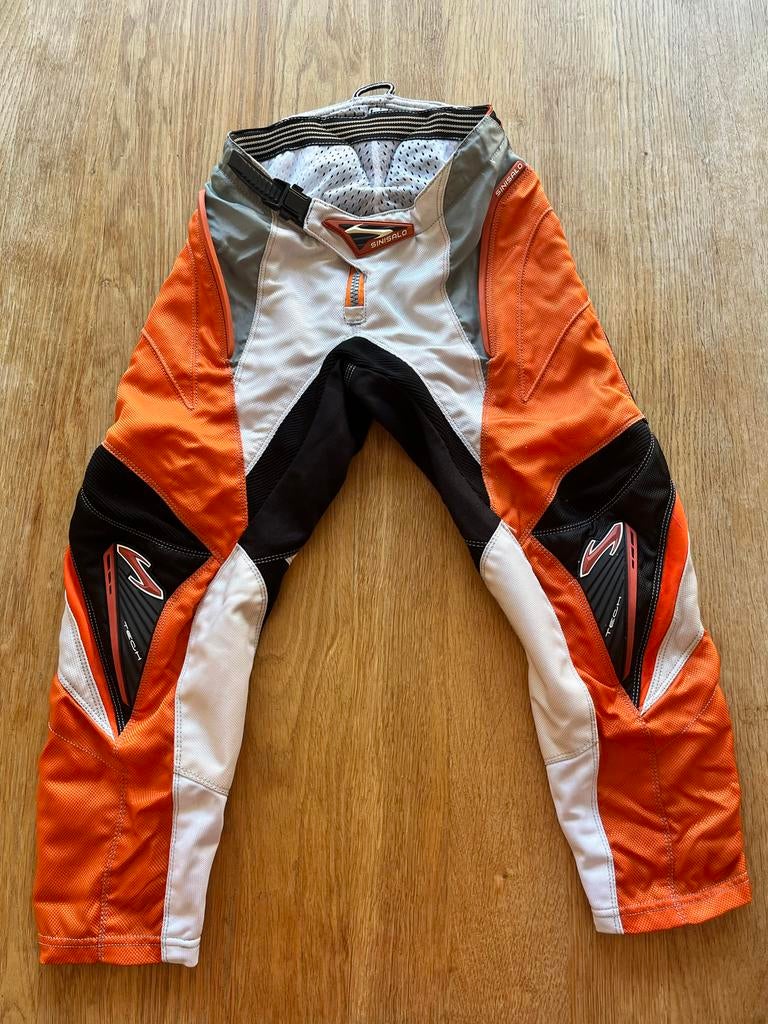 Sinisalo Tech Motorcrossbroek - Oranje/Zwart/Wit, Motoren, Ophalen of Verzenden, Tweedehands, Kinderen, Motorcrosskleding