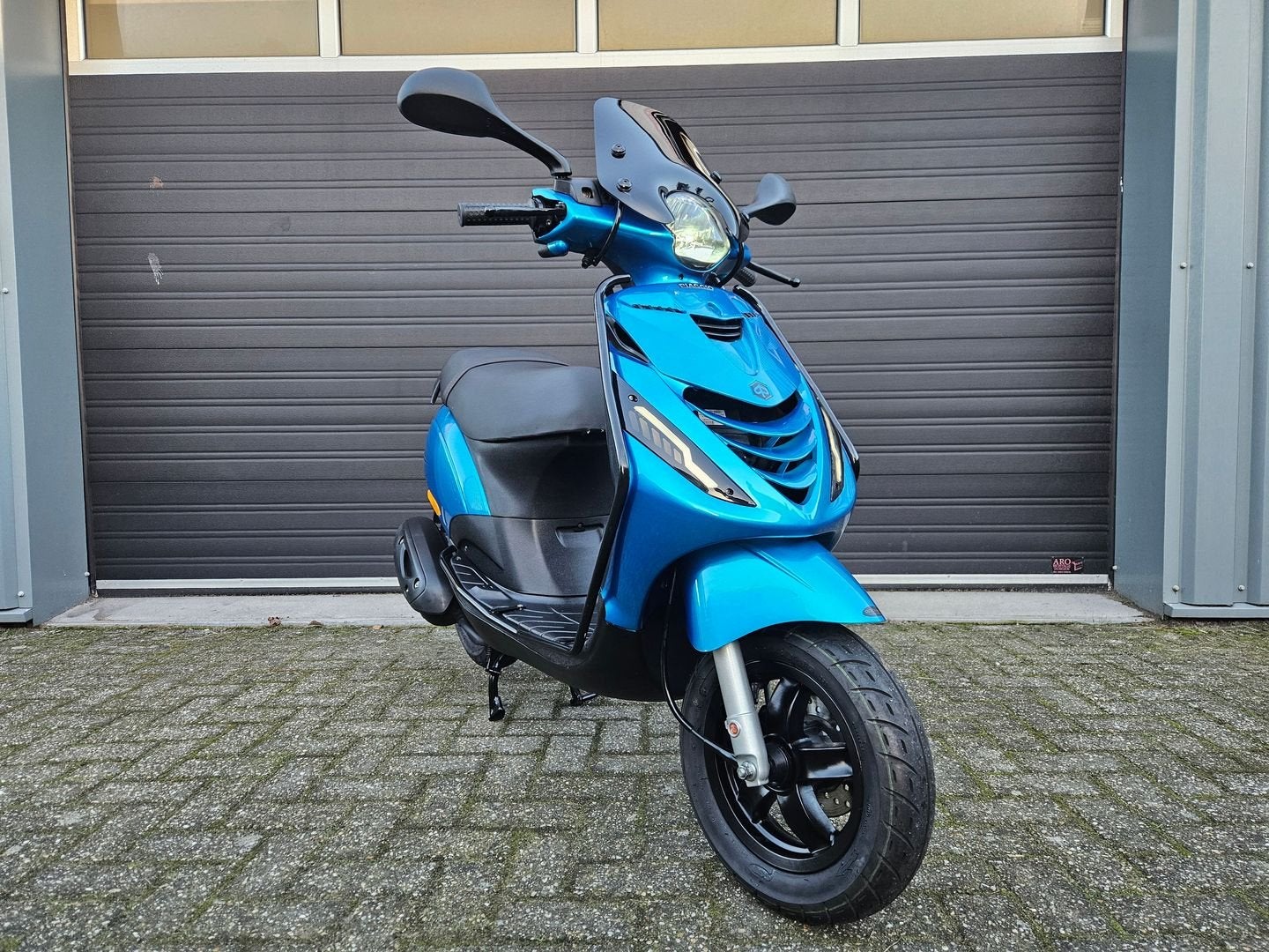 PIAGGIO ZIP 4T E4 BROM BJ 2018 CANDY BLEU 4382 KM + OPTIES!