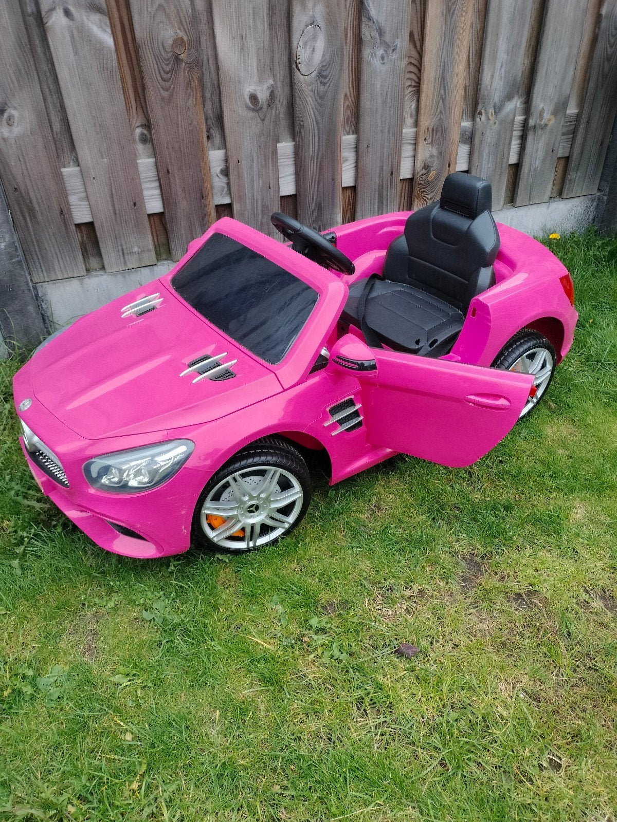 Roze Mercedes-Benz electrische kinderauto met afstandsbedien, Gebruikt