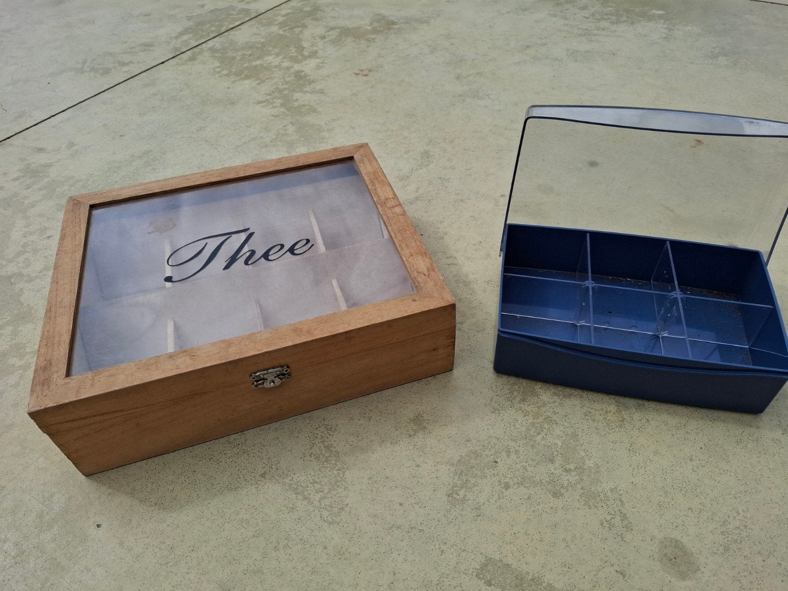 Houten theedoos met glazen deksel en blauwe theedoos, Huis en Inrichting, Keuken | Keukenbenodigdheden, Ophalen, Gebruikt, Hout