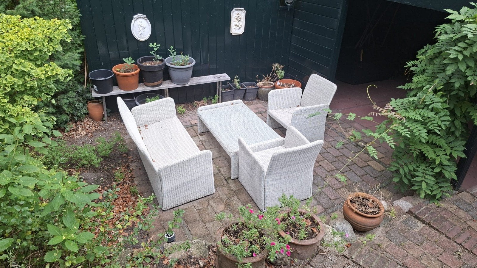 Wicker loungeset: tweepersoons bankje, twee stoelen en tafel, Tuin en Terras, Tuinsets en Loungesets, Ophalen, 4 zitplaatsen, Gebruikt