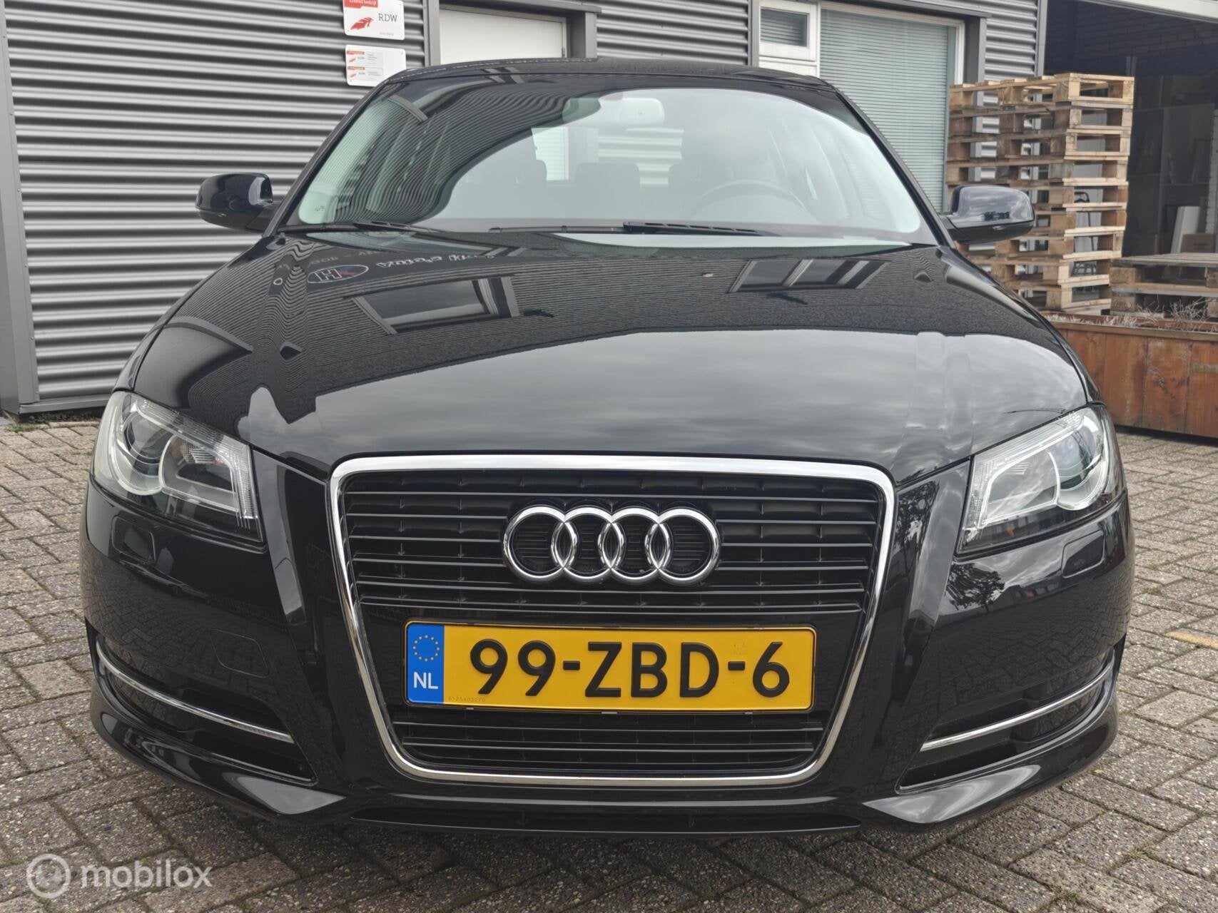Audi A3 5-deurs Sportback 1.4TFSi Attraction Advance 70000km, Auto's, 125 pk, 680 kg, 4 cilinders, Zwart