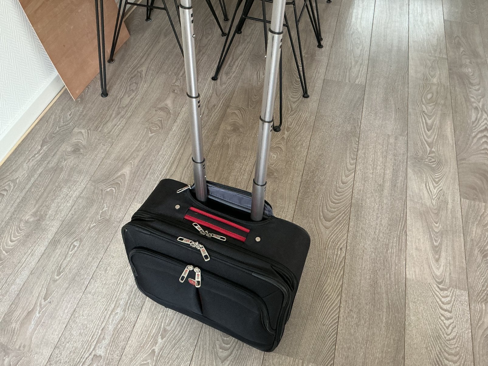 Wenger laptop trolley, Ophalen of Verzenden, Zo goed als nieuw, Hard kunststof, Minder dan 50 cm