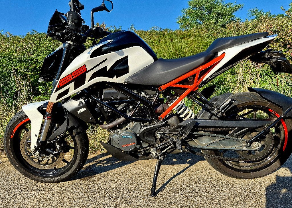 KTM Duke 125 (2020), Motoren, Motoren | KTM, Occasion, Particulier, 125 cc, Handgeschakeld