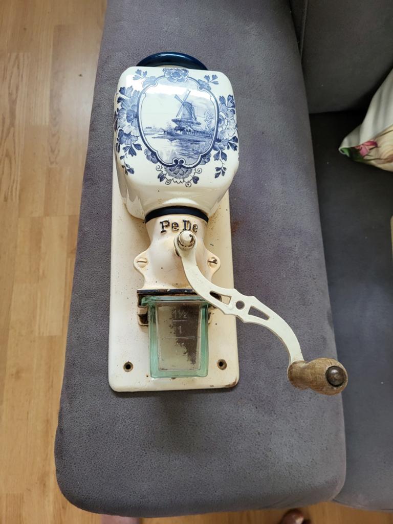 Antieke PeDe koffiemolen - Delfts blauw decor, Ophalen