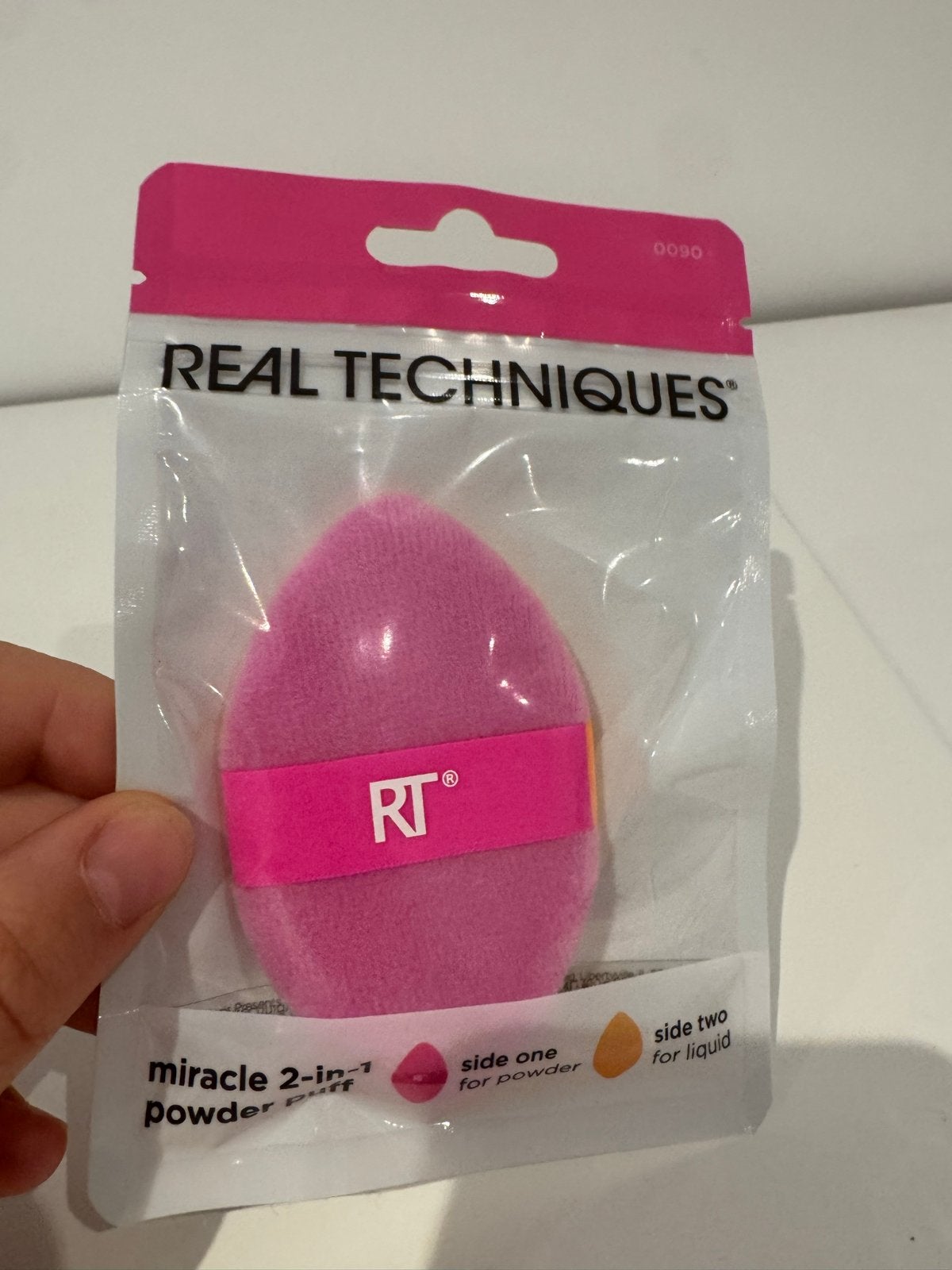 Real Techniques Miracle 2-in-1 Powder Puff, Gehele gezicht, Nieuw, Ophalen of Verzenden, Roze