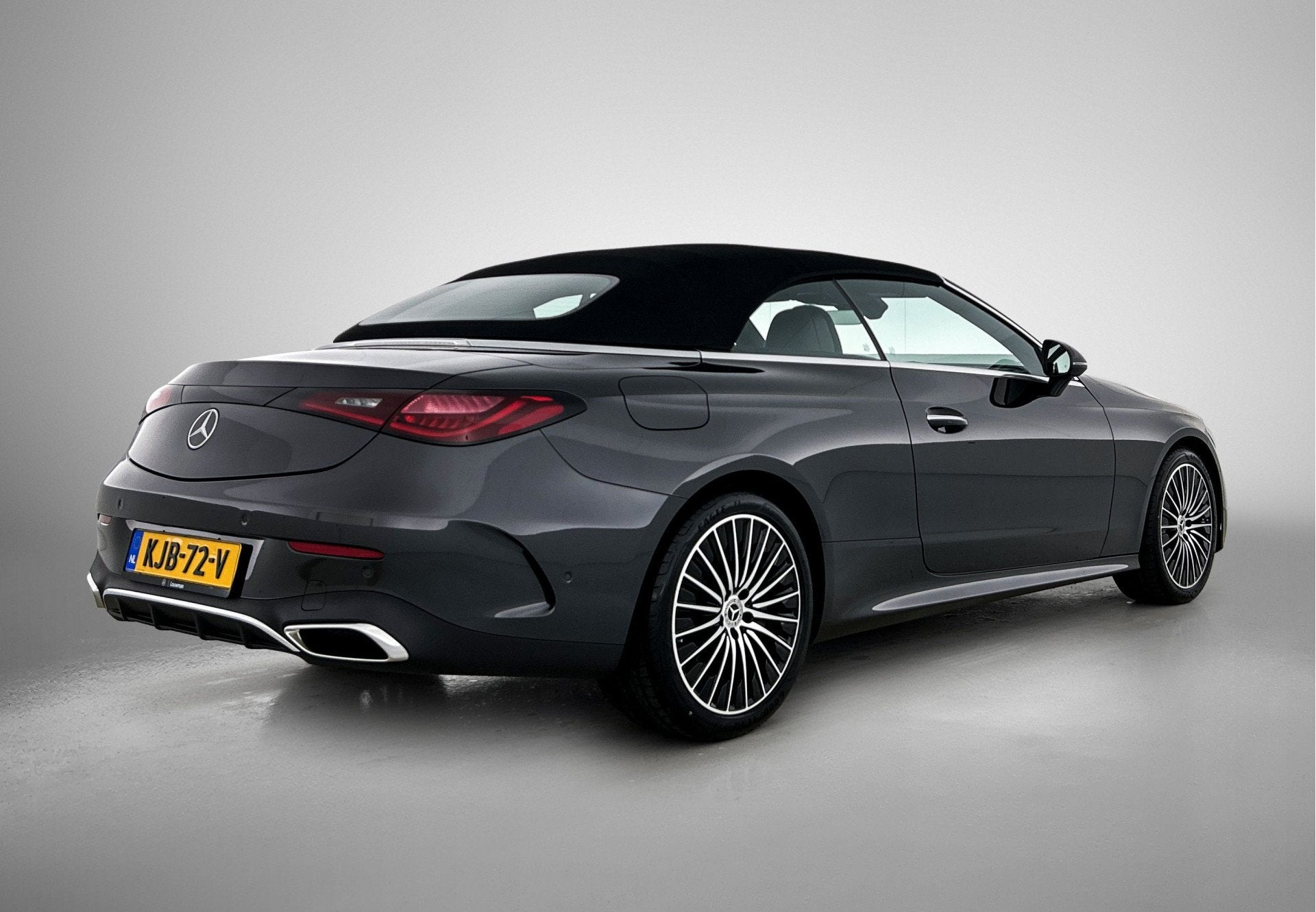 Mercedes-Benz CLE Cabriolet 180 AMG Line AMG Line | Ledkopla, Auto's, Automaat, 12 maanden, 4 stoelen, CLE Cabrio