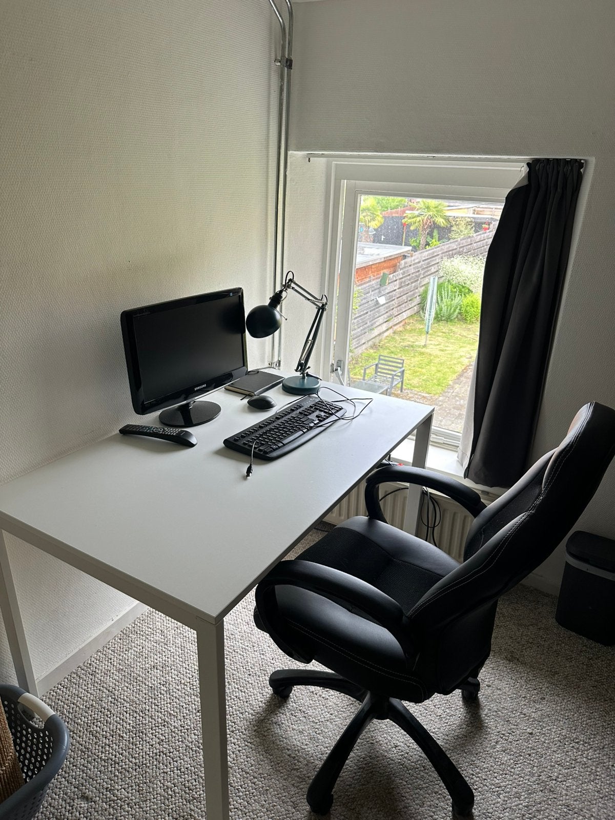 Wit bureau, Huis en Inrichting, Bureaus, Ophalen, Gebruikt, Industrieel, IKEA
