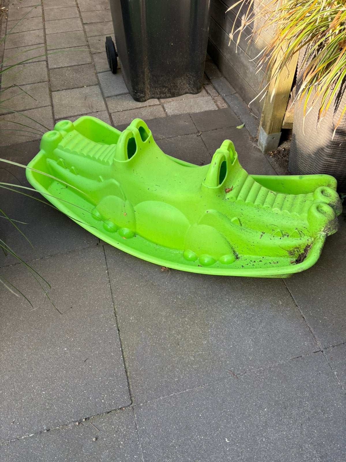 Plastic wip krokodil, Ophalen, Gebruikt