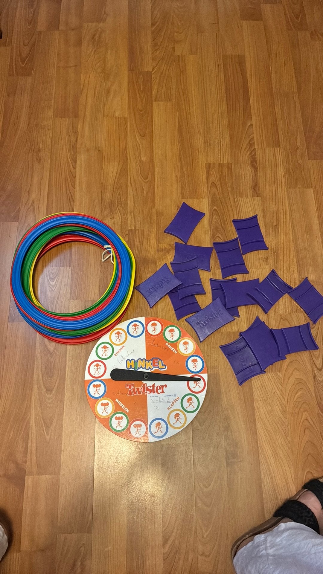Hinkel Twister spel met hoepels, Ophalen, Gebruikt, Jongen of Meisje