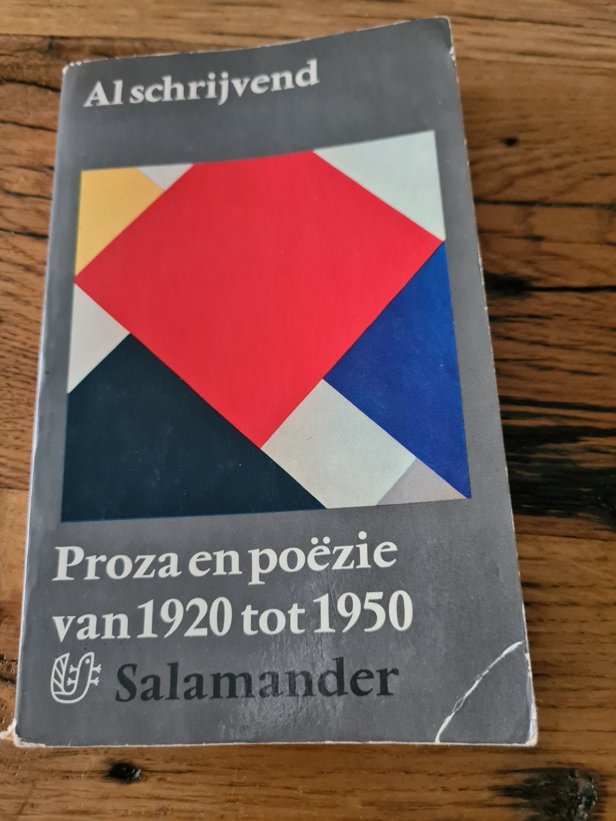 Te koop "Proza en Poëzie van 1920 tot 1950"., Boeken, Gedichten en Poëzie, Ophalen of Verzenden, Gelezen, Salamander