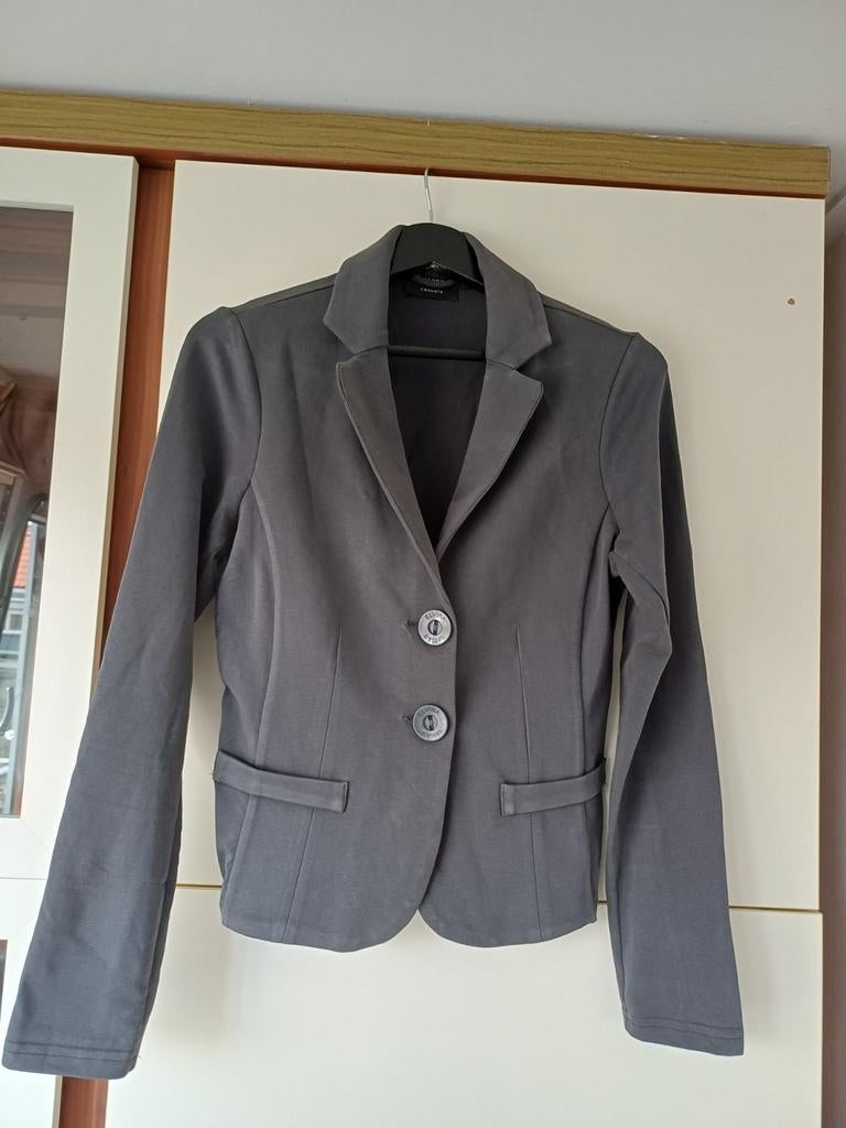 ELVIRA JASJE.  ZGAN, Kleding | Dames, Jasjes, Kostuums en Pakken, Ophalen of Verzenden, Zo goed als nieuw, Maat 38/40 (M)