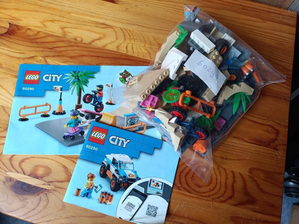 Lego City skatepark 60290, Ophalen of Verzenden, Zo goed als nieuw, Complete set, Lego