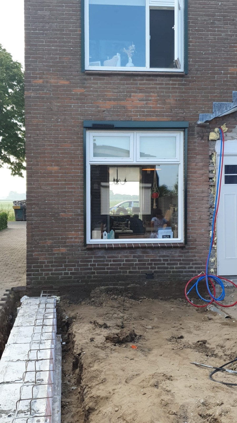 Elektrisch screen/zonwering met afstandsbediening, 150 tot 200 cm, Ophalen of Verzenden, Zo goed als nieuw, Elektrische bediening