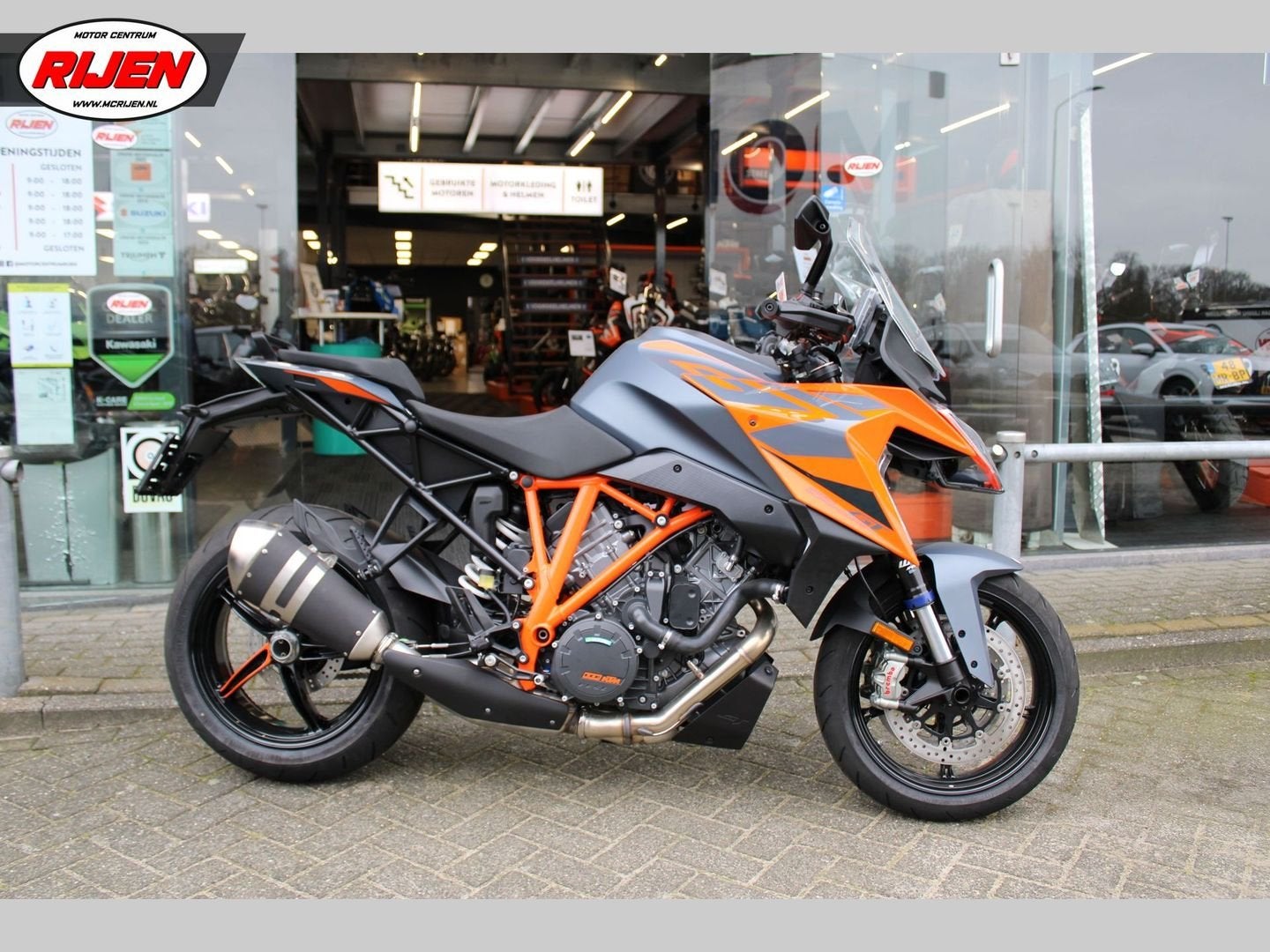 KTM 1290 SUPER DUKE GT (bj 2024), Motoren, Motoren | KTM, 2 cilinders, KTM, Bedrijf, Meer dan 35 kW