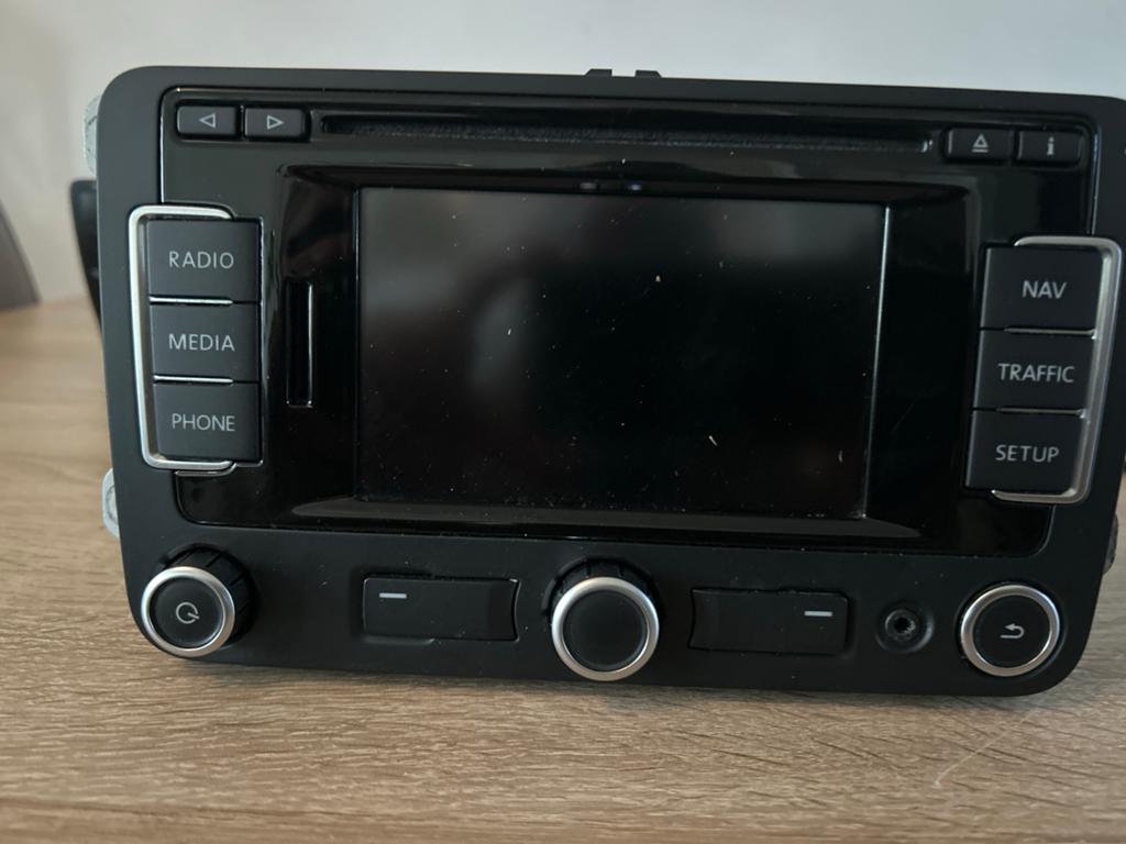 VW RNS 310 Navigatiesysteem met GPS-antenne, Auto diversen, Autoradio's, Zo goed als nieuw, Ophalen