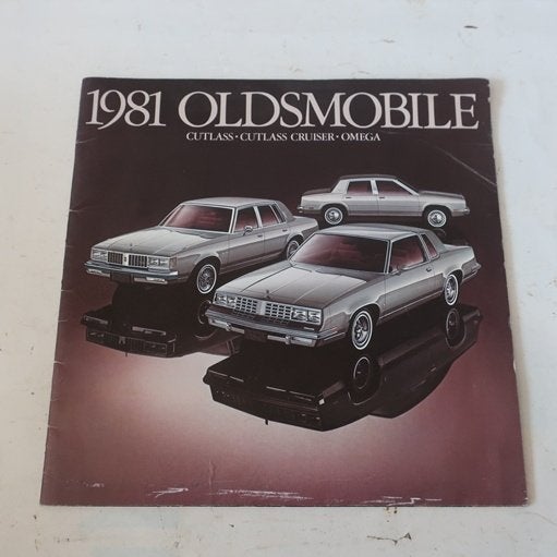 Oldsmobile Cutlass Omega 1981 folder brochure Cruiser, Ophalen of Verzenden, Gelezen, Overige merken