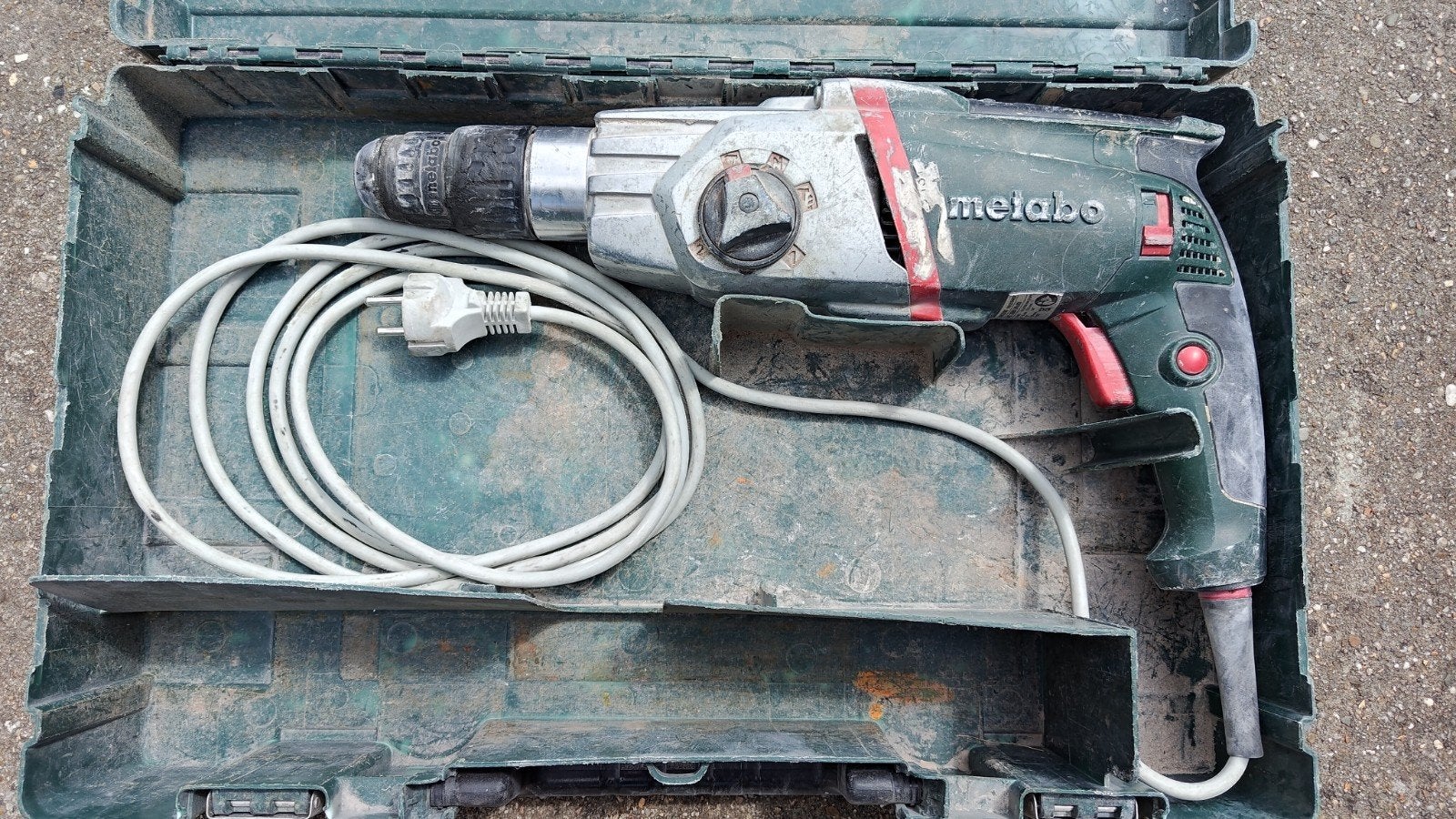 Metabo UHE 2650 multi (defect), Boormachine, Ophalen of Verzenden, Variabele snelheid, Gebruikt