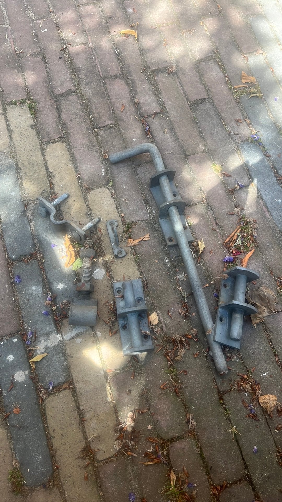 Hang en sluitwerk voor hek tuinhek, Ophalen of Verzenden, Zo goed als nieuw, IJzer, Tuinhek