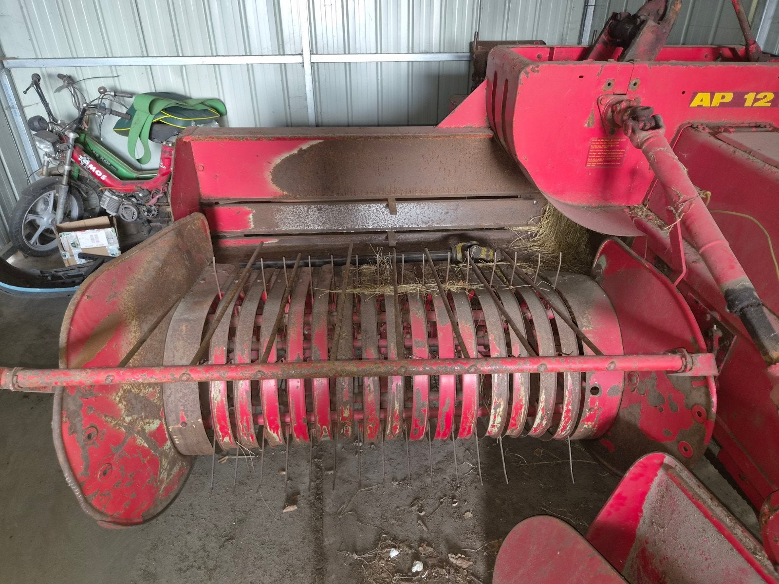 4 elements schudder, welger AP 12 K kleine pakkenpers, Ophalen, Weidebouw