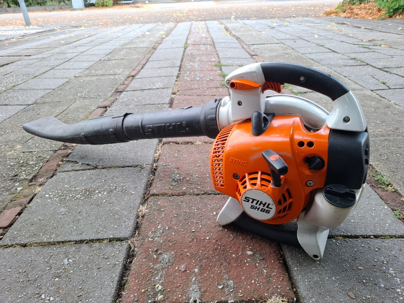 Stihl SH 86 bladblazer, Ophalen, Gebruikt, Handgedragen, Met versnipperfunctie