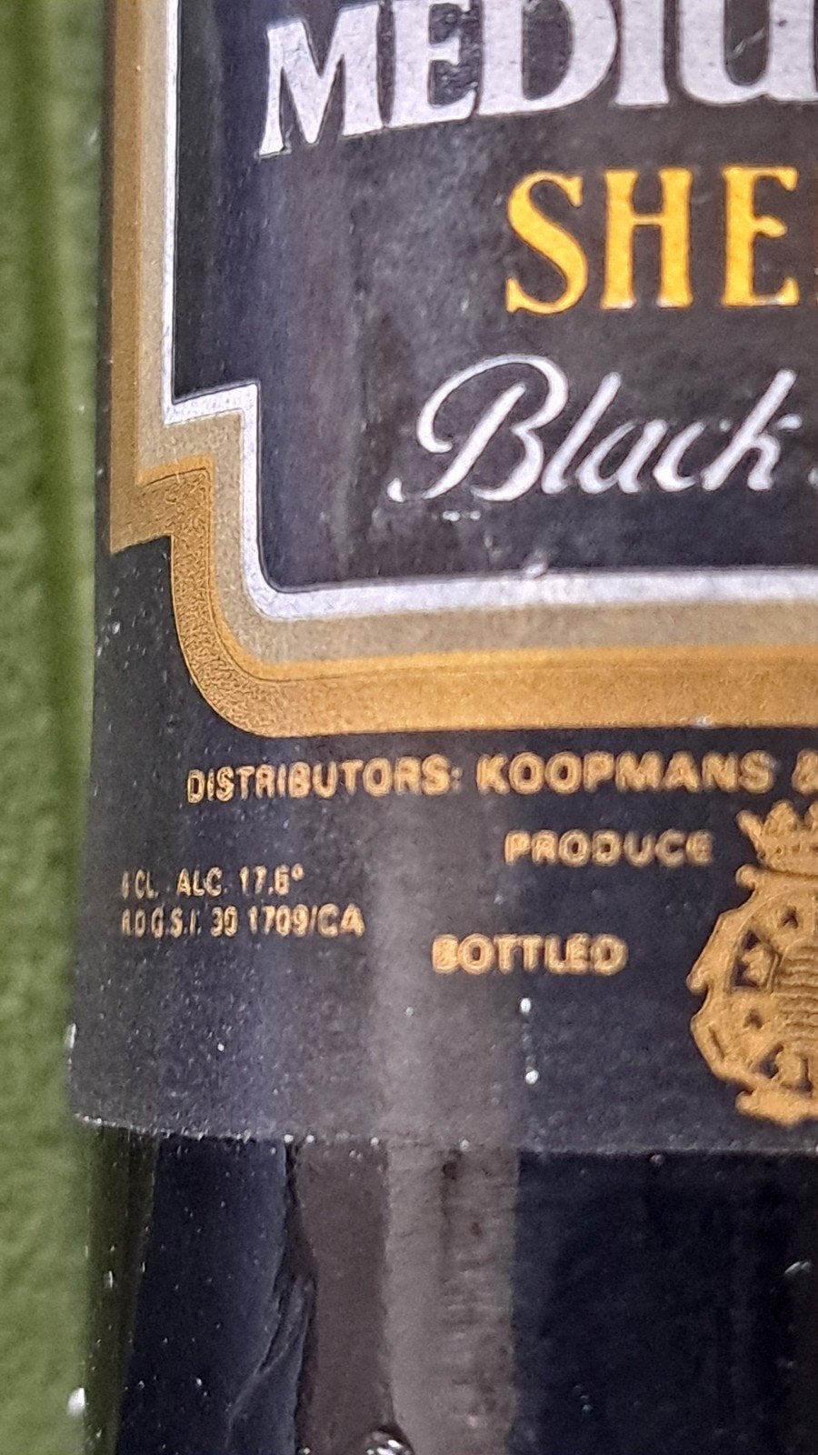 Bobadilla Medium Dry Sherry Black Label Miniatuur, Verzamelen, Ophalen of Verzenden, Gebruikt, Spanje, Overige typen