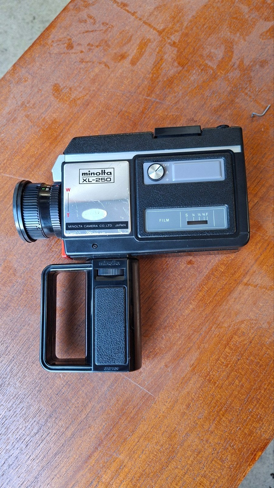 Minolta XL-250 Super 8 Camera met originele koffer, Audio, Tv en Foto, Videocamera's Analoog, Ophalen of Verzenden, 8mm, Camera