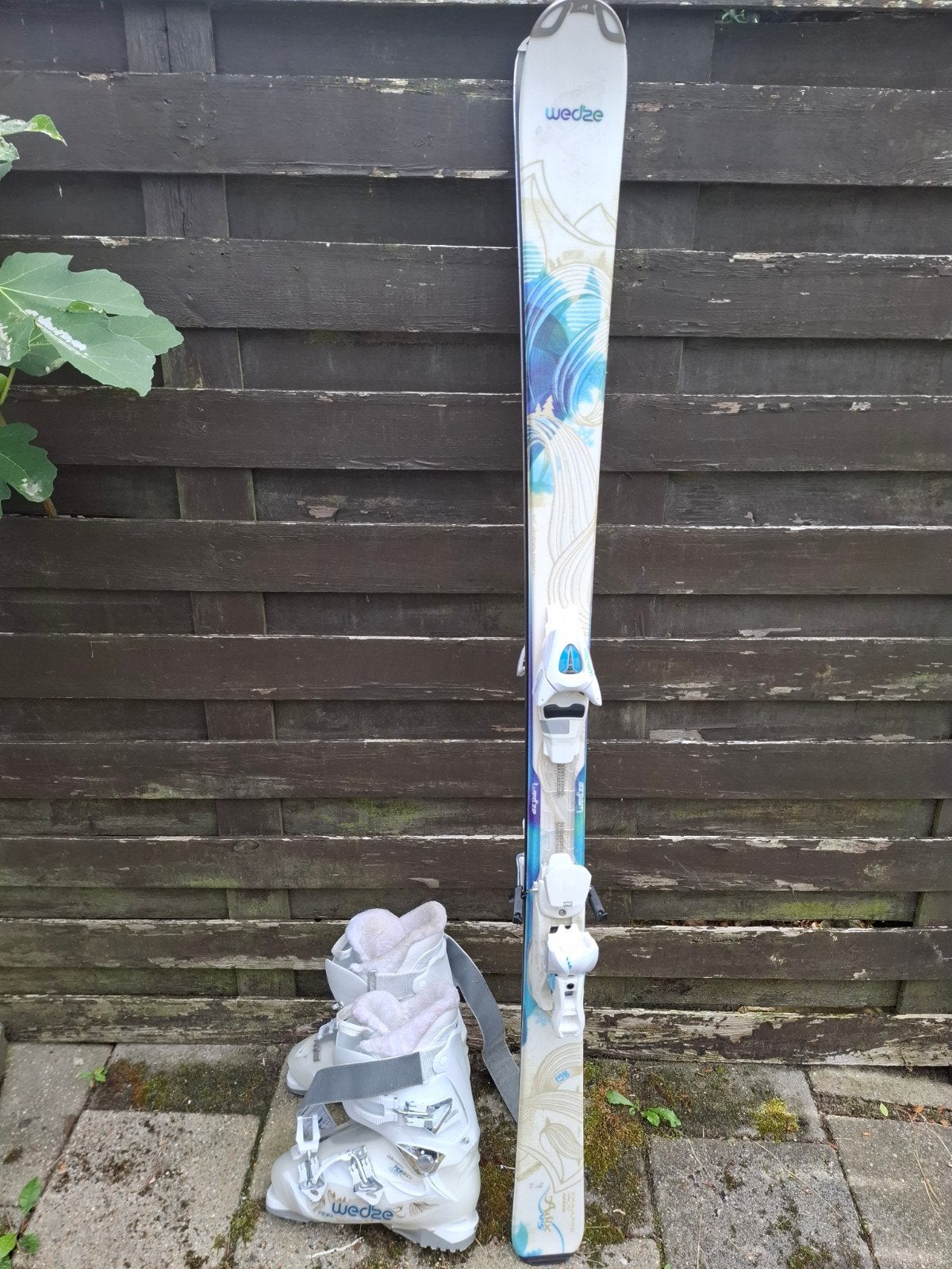 Wedze ski's met skischoenen, Ophalen, Gebruikt, 140 tot 160 cm, Ski's