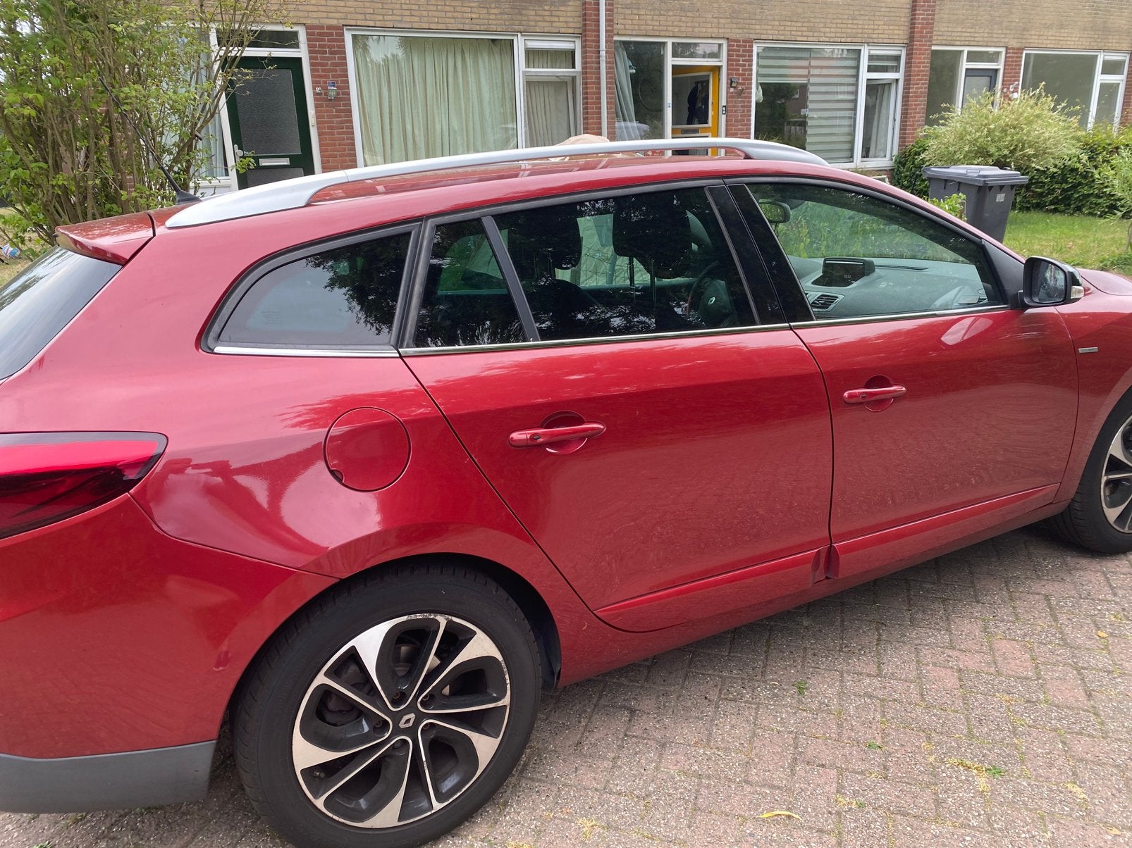 Renault Mégane 1.2 Energy TCe 115pk S&S ECO 2015 Rood, Voorwielaandrijving, Zwart, 4 cilinders, Stationwagon