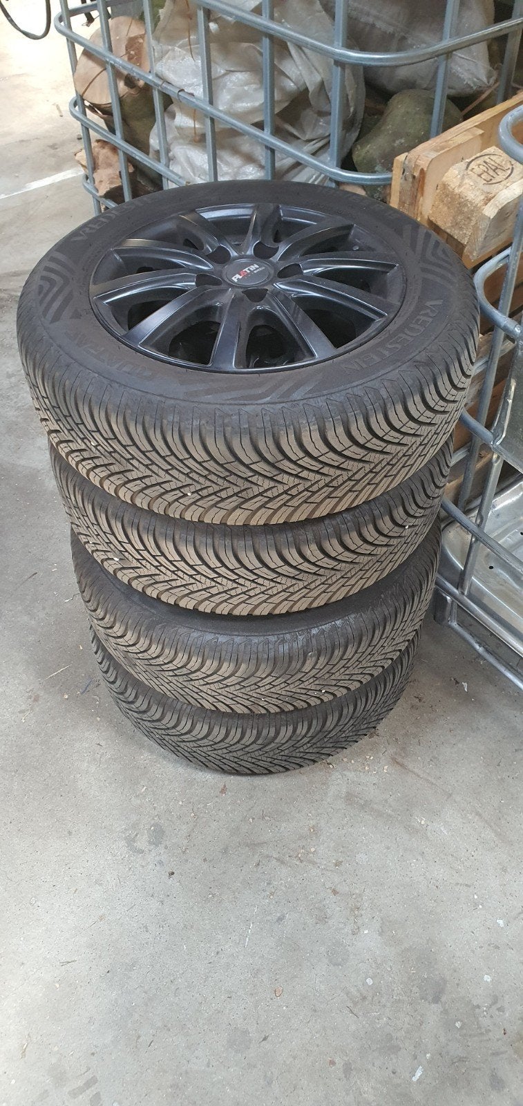 Banden met velgen Mercedes 190E - Vredestein, Ophalen, Gebruikt, 15 inch, Banden en Velgen