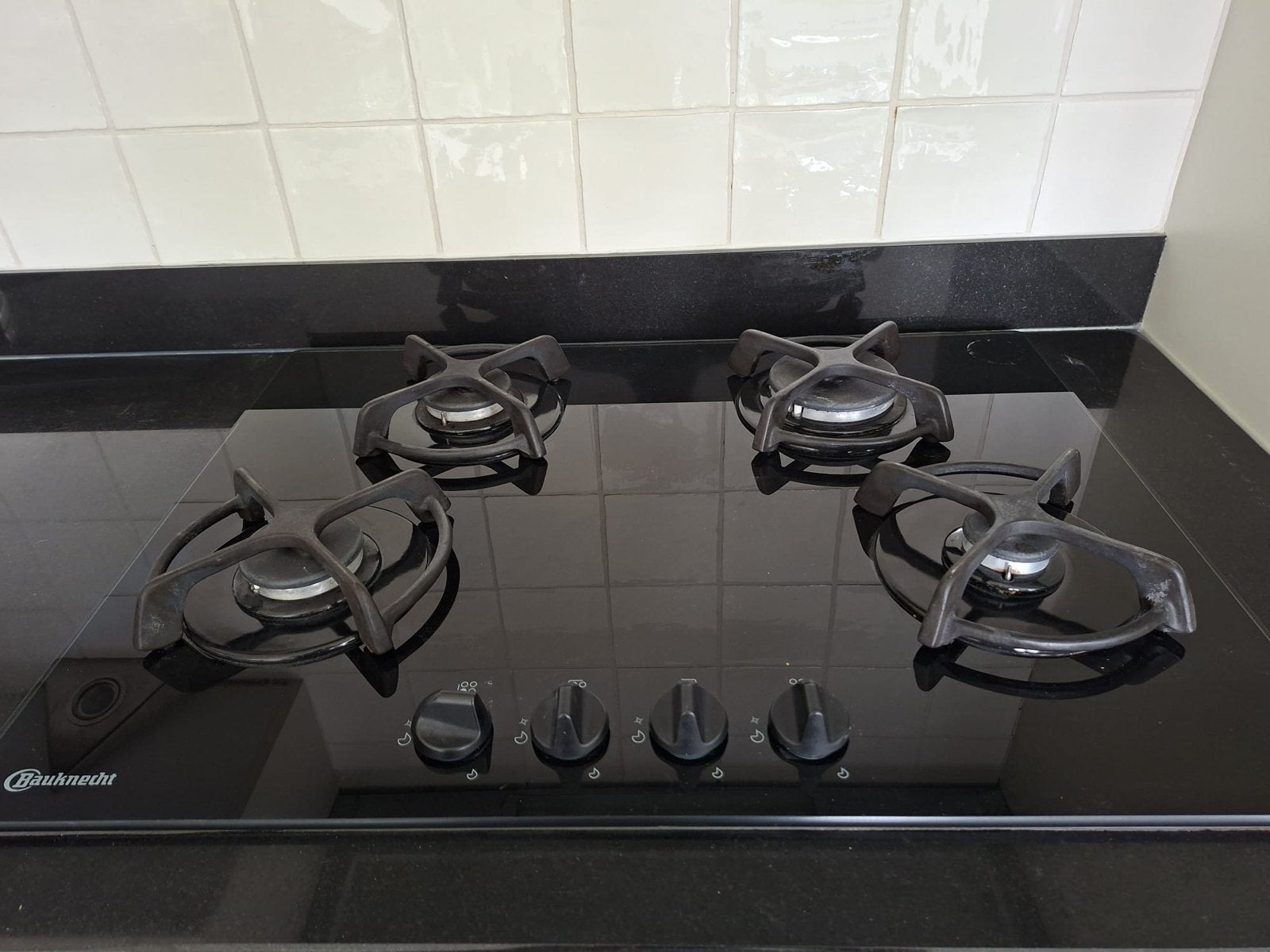 Bauknecht 4-pits gasfornuis - Zo goed als nieuw, Witgoed en Apparatuur, Kookplaten, Ophalen, 4 kookzones, Zo goed als nieuw, Inbouw