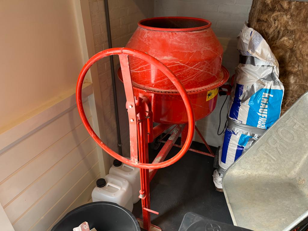 Altrad Lescha 135 L betonmolen betonmixer, Doe-het-zelf en Verbouw, Ophalen, Zo goed als nieuw