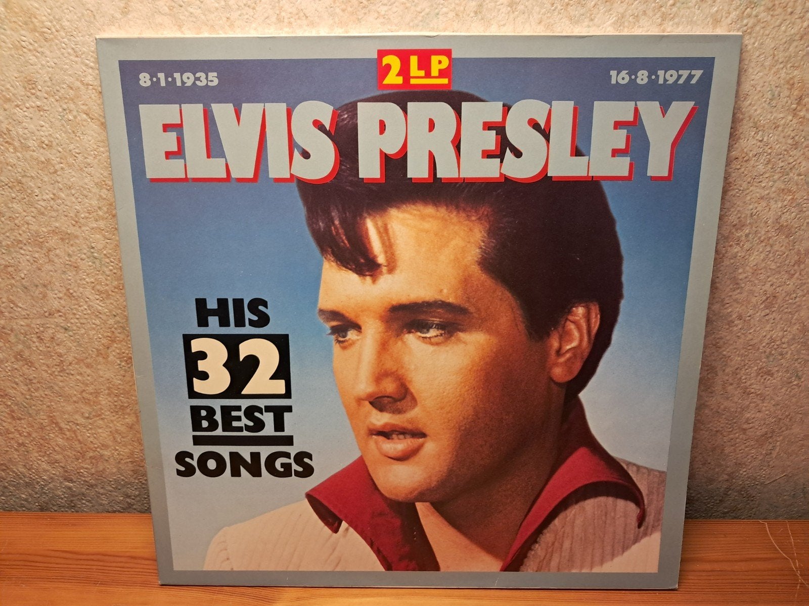 Elvis Presley - His 32 Best Songs (2LP), Gebruikt, Pop, Complilatie, Ophalen of Verzenden