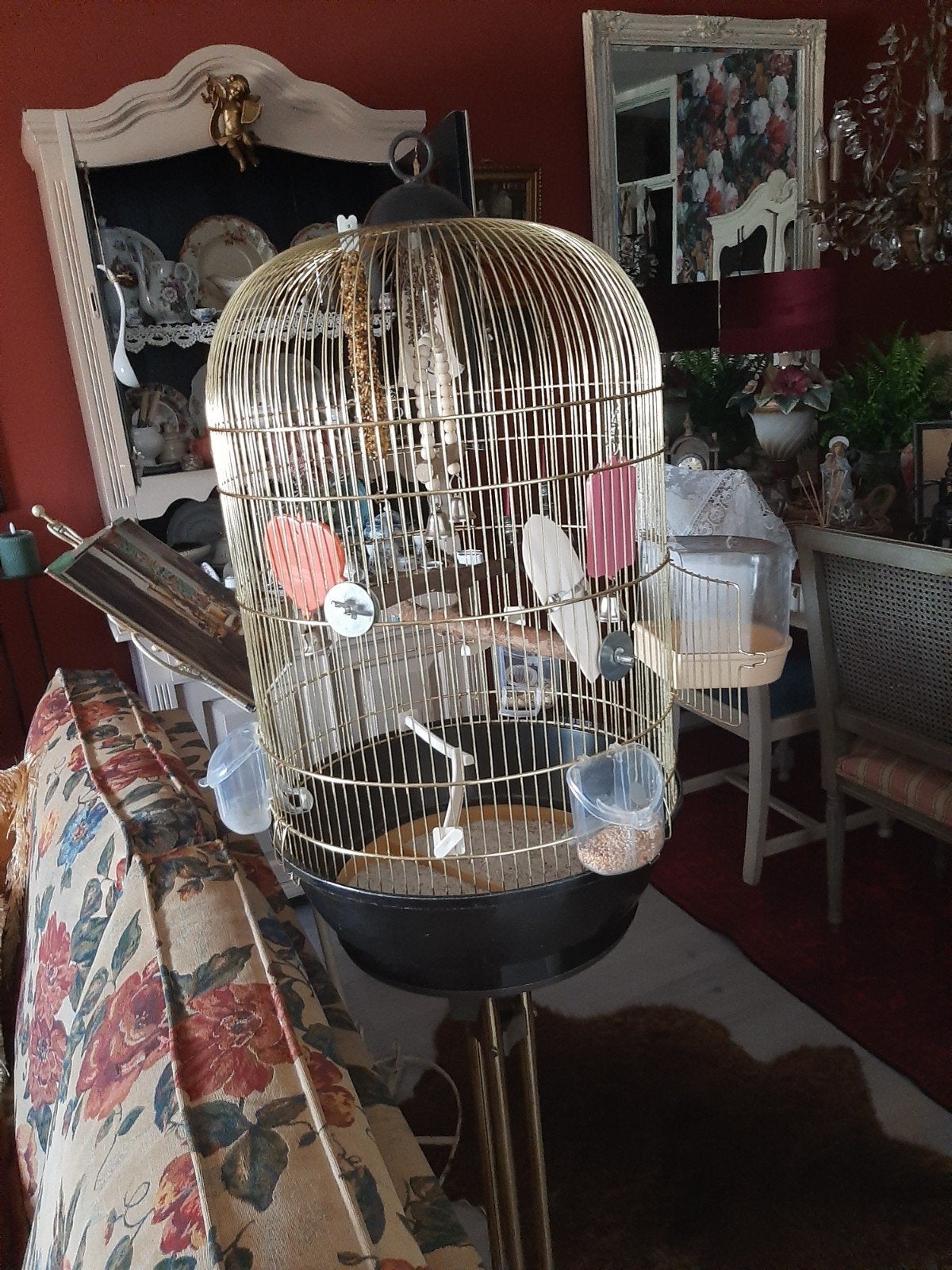 mooie brocante vogelkooi op standaard, Ophalen, Zo goed als nieuw, Metaal, Vogelkooi