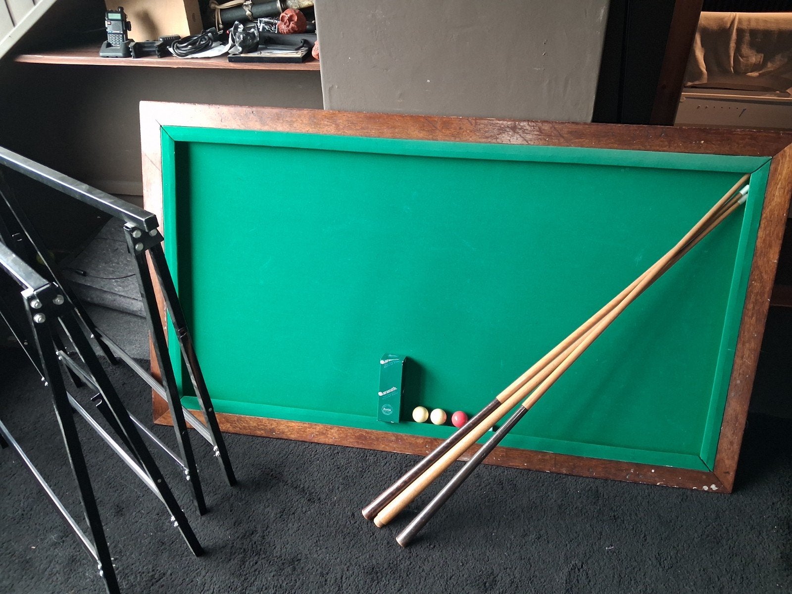 een opklapbare carambole-biljarttafel, Ophalen, Gebruikt, Biljarttafel