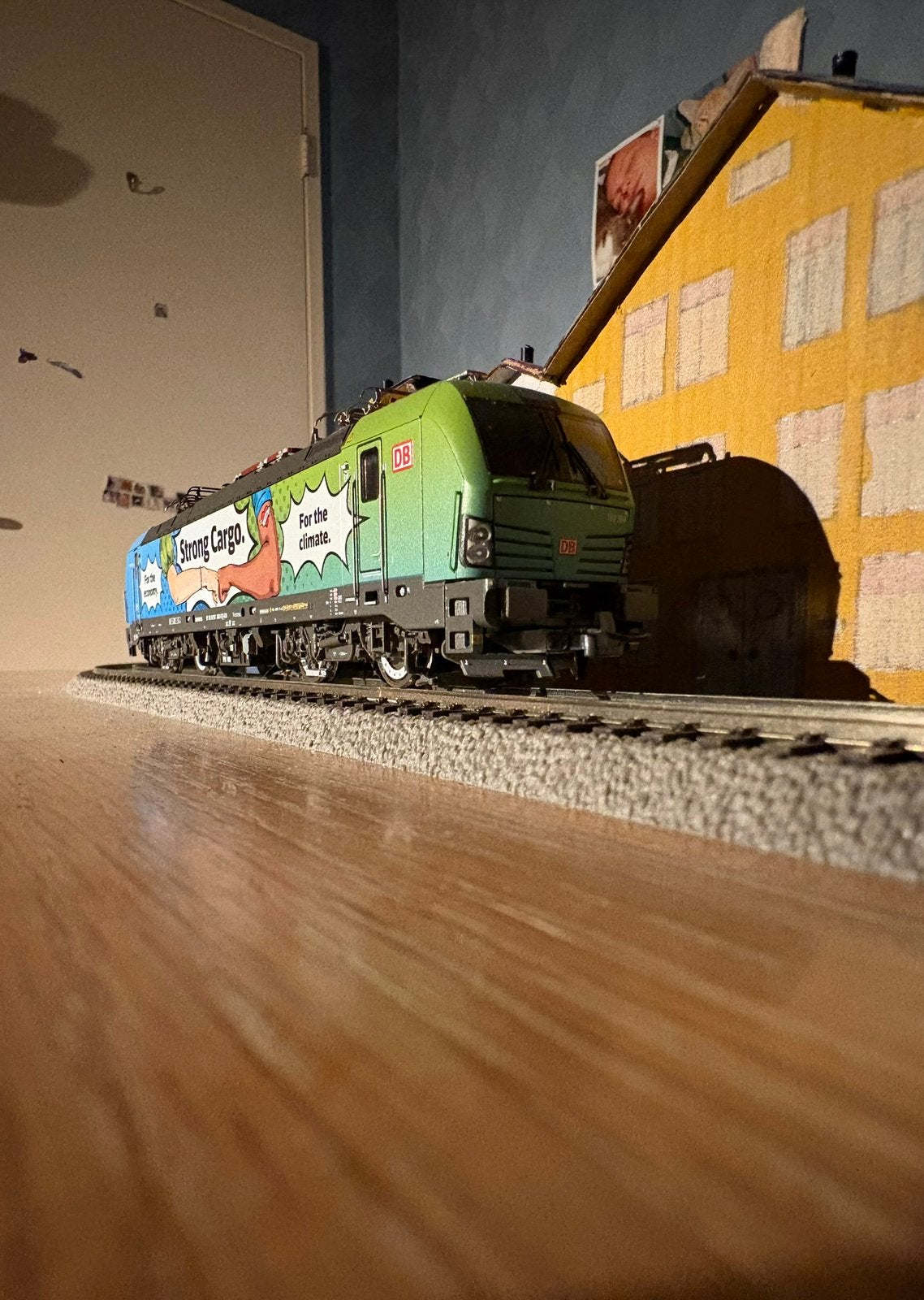 Tekoop Roco BR 193 Vectron Starke Cargo DCC Sound, Ophalen, Nieuw, NS, Roco
