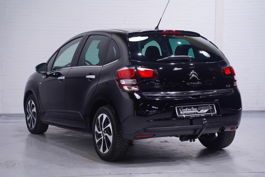 Citroen C3 1.2 PureTech Exclusive Automaat Private glas Trek, Auto's, Citroën, Stof, Euro 6, 1199 cc, 82 pk