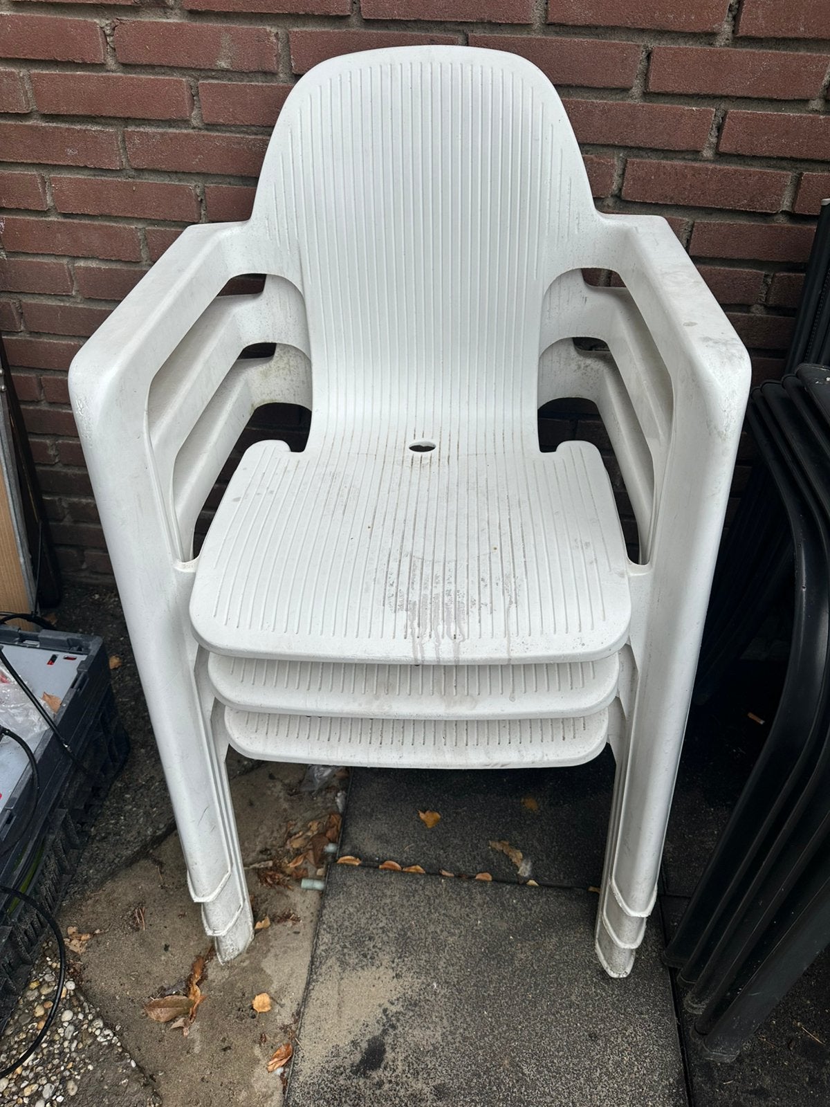 6 witte tuinstoelen., Ophalen, Zo goed als nieuw, Kunststof